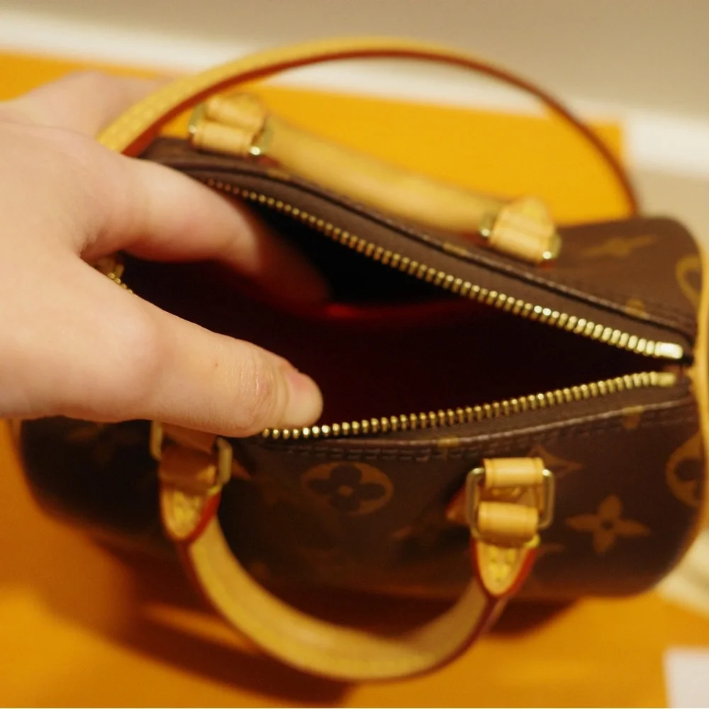 Louis Vuitton Brown and Tan Crossbody Bag - Picture 3 of 14